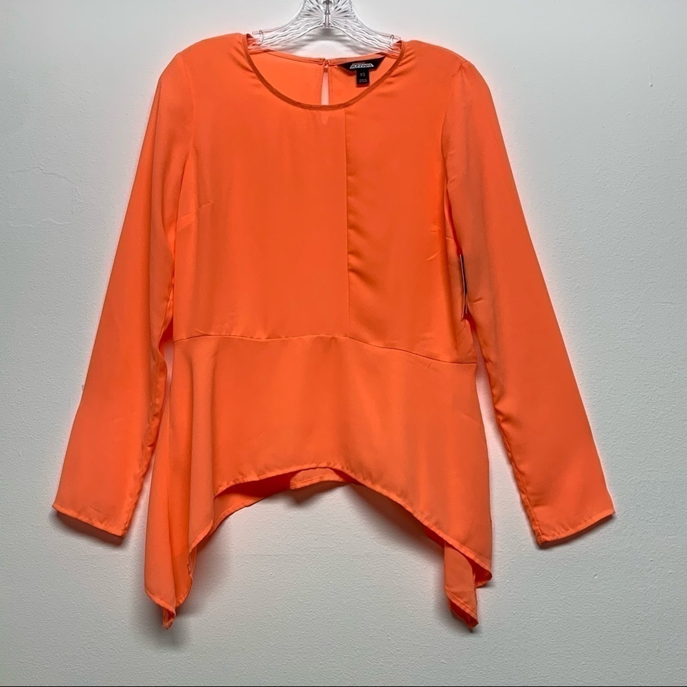 Project Runway Size X-Small Woman's Orange SharkBite Flare Hem Blouse NEW NWT